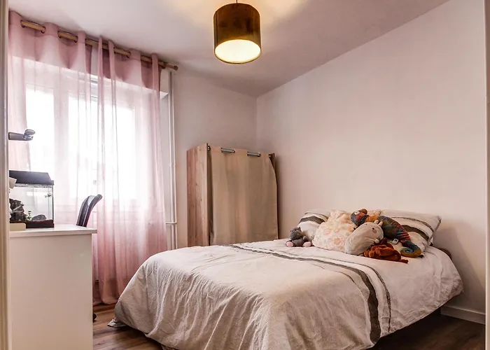 Suite T5 Rennes Gare - Parking Prive Gratuit